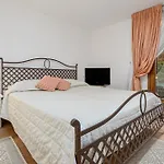 Villa Manuela *
