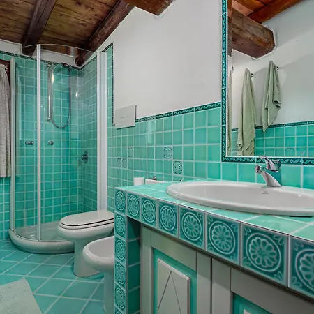 Manuela * 포르투로톤도